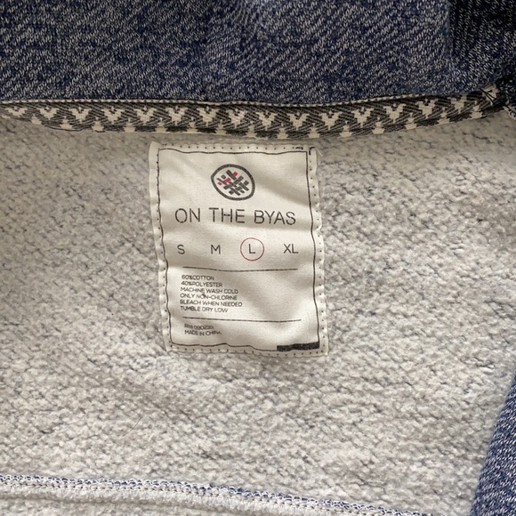 Jacket - Picture 4 of 4